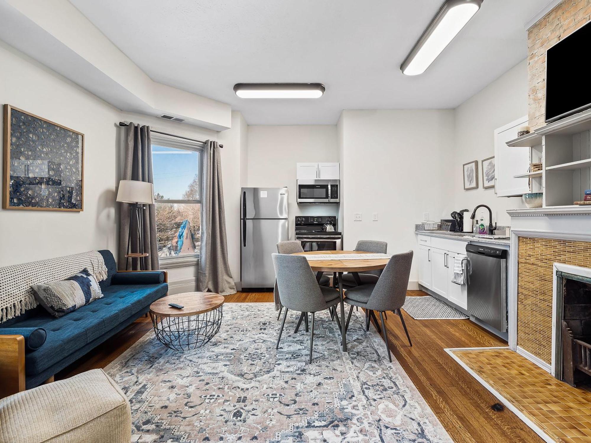 Apartamento Carriage Manor - Sun Soaked 1br - Close To Ccf Cleveland